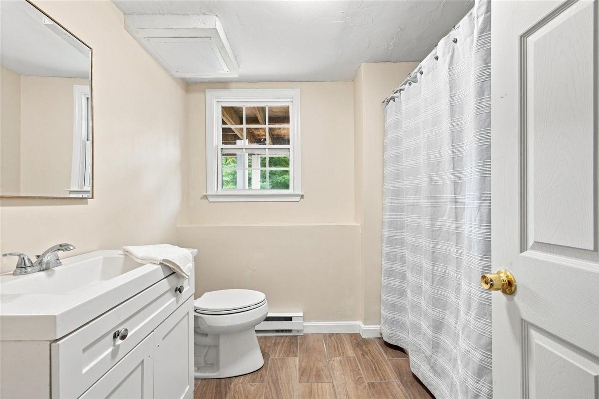 2040 Central St, Stoughton, MA Photo #28