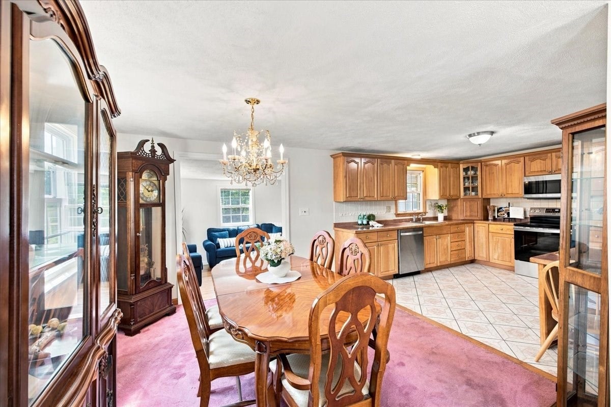 2040 Central St, Stoughton, MA Photo #9