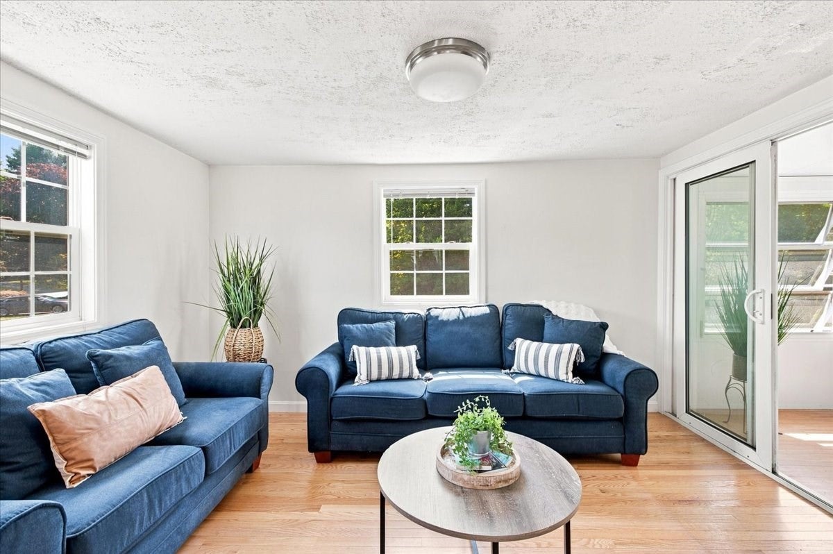 2040 Central St, Stoughton, MA Photo #16