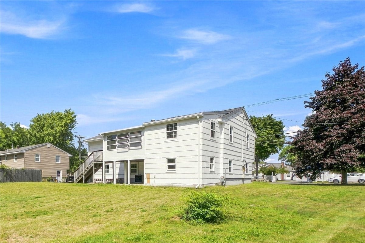 2040 Central St, Stoughton, MA Photo #37