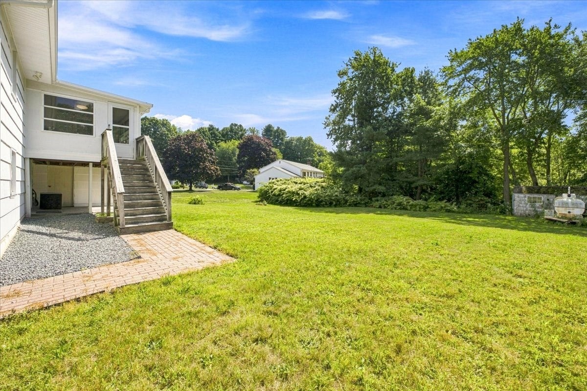 2040 Central St, Stoughton, MA Photo #33