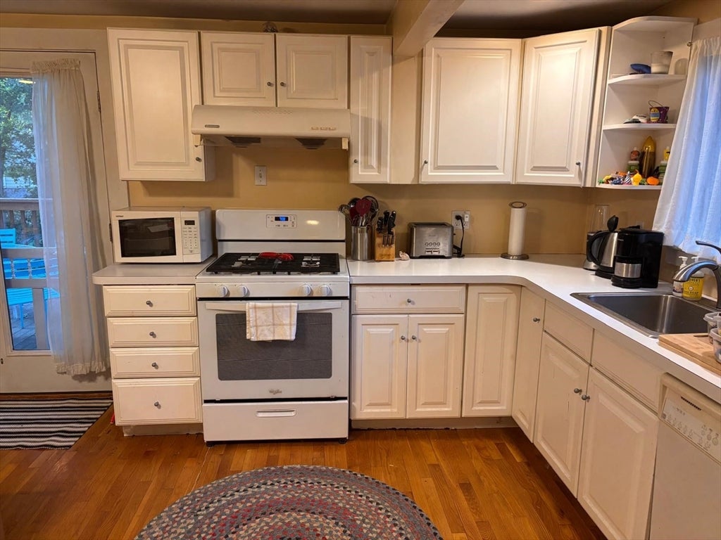 243 Walnut St #243, Wellesley, MA Photo #5