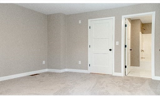 54 Richards St #54, Worcester, MA Photo #13