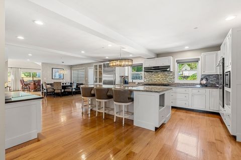 24 Lakeview Avenue Danvers MA 01923