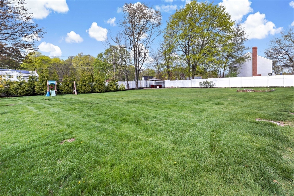 36 Thomas Pl