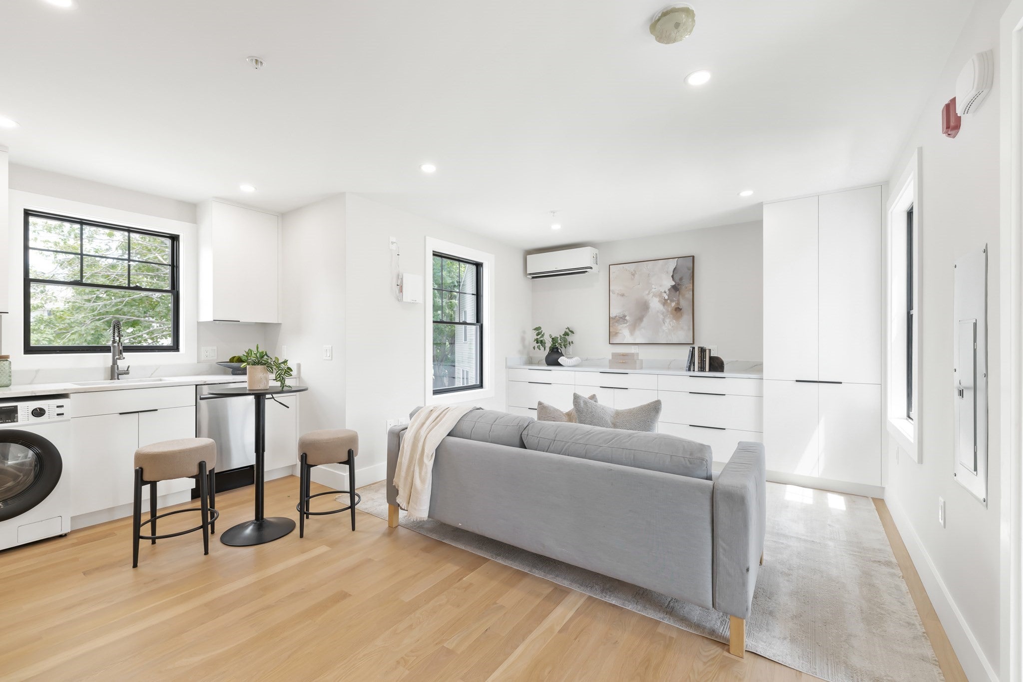 43 Crafts St 2