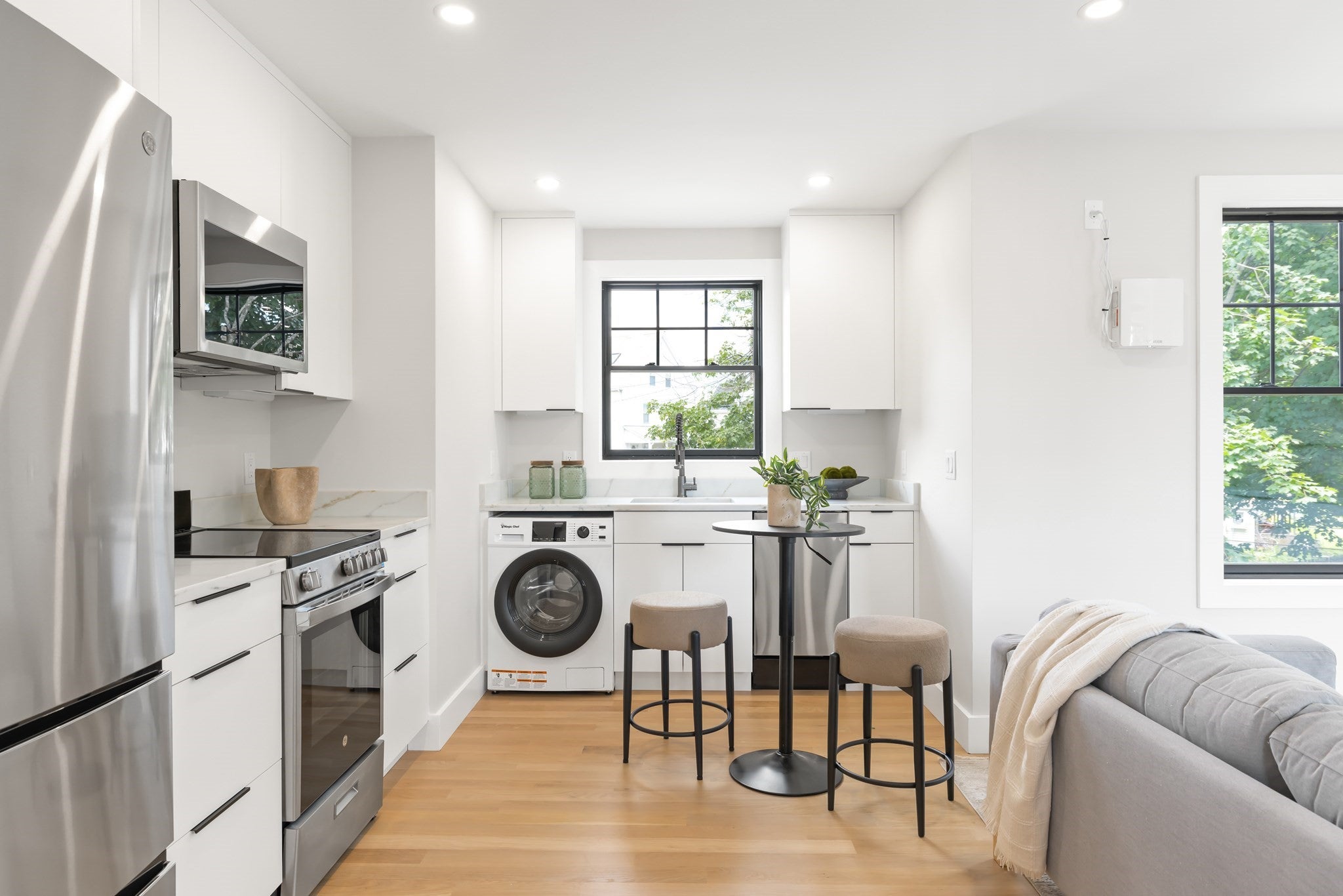 43 Crafts St 2