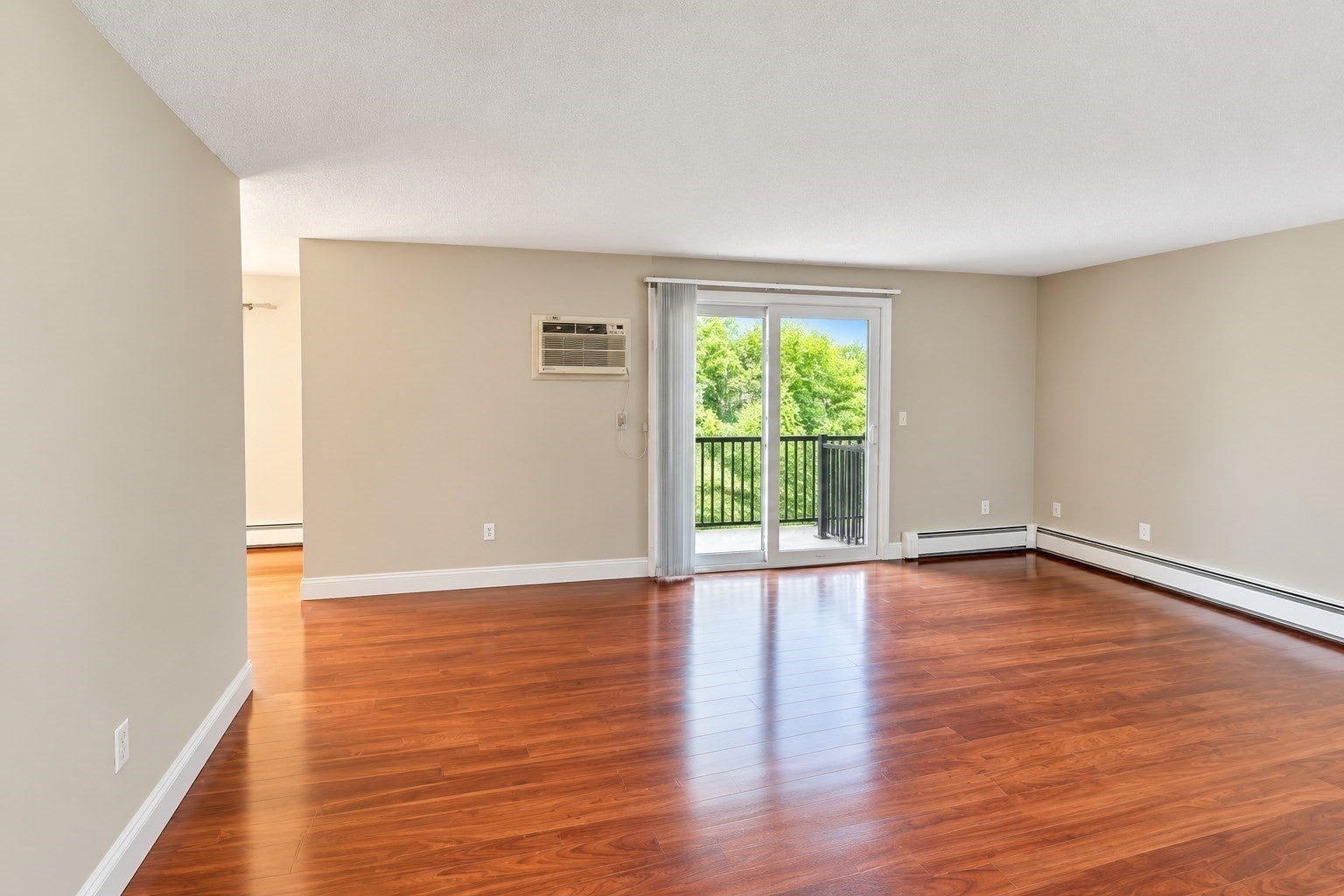 2320 Skyline Dr #18, Lowell, MA, 2320 Skyline Dr #18, Lowell, MA Photo #3