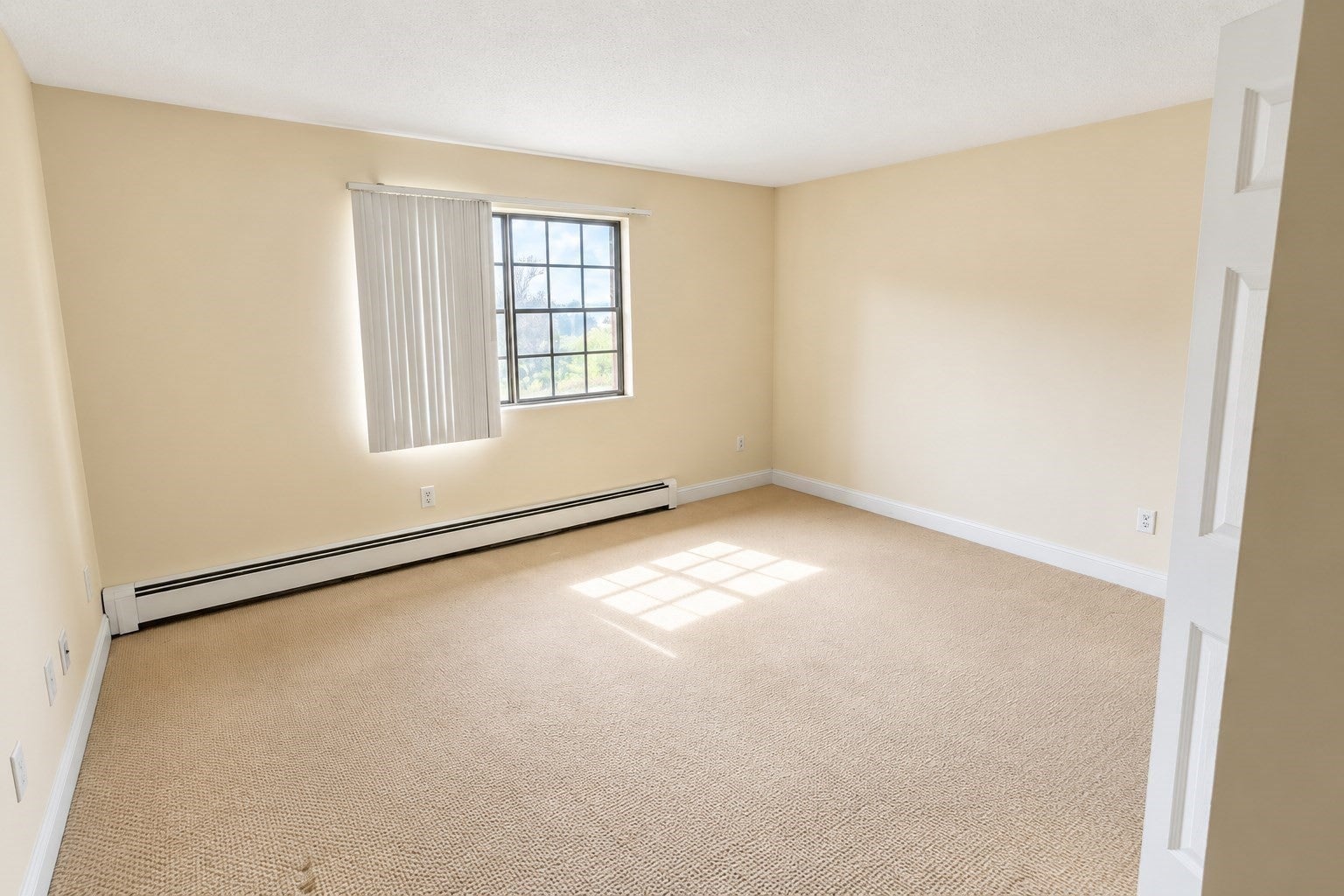 2320 Skyline Dr #18, Lowell, MA, 2320 Skyline Dr #18, Lowell, MA Photo #9