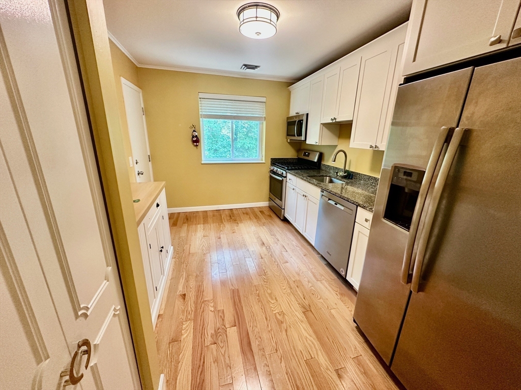 6 Bayberry Dr 4