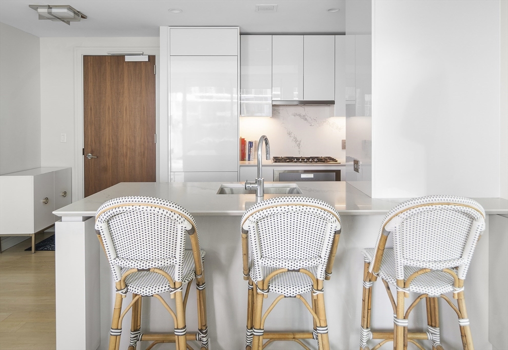 133 Seaport Blvd 520