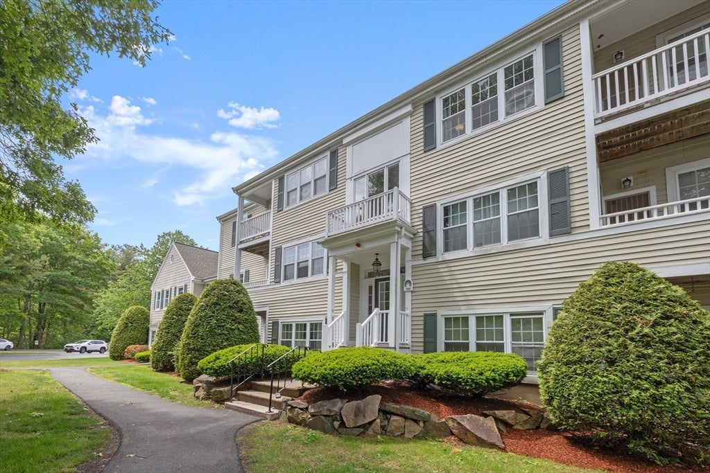 700 Brookside Dr #J, Andover, MA Photo #27