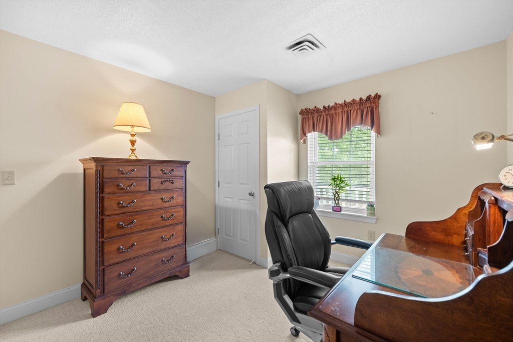 700 Brookside Dr #J, Andover, MA Photo #23