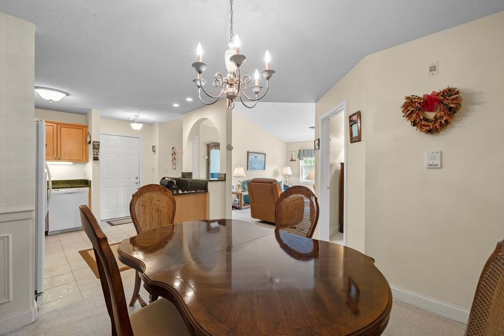 700 Brookside Dr #J, Andover, MA Photo #11