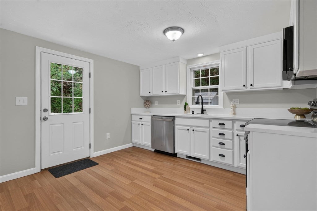 230 Race Ln, Barnstable, MA Photo #12