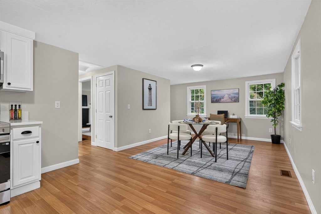 230 Race Ln, Barnstable, MA Photo #9