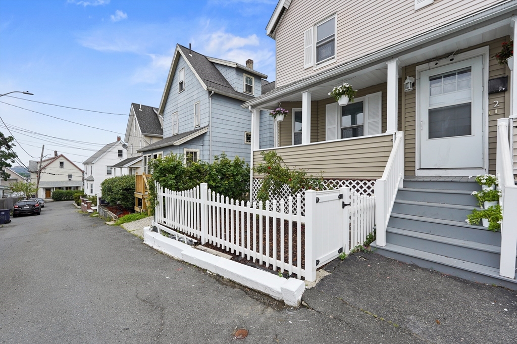 2 Cedar Terrace