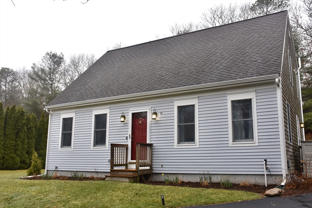 8 Pickerel Way