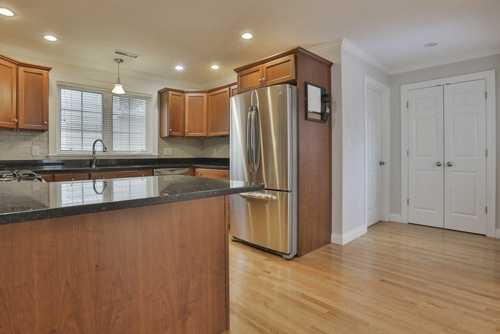 207 Renfrew Street #207, Arlington, MA Photo #8