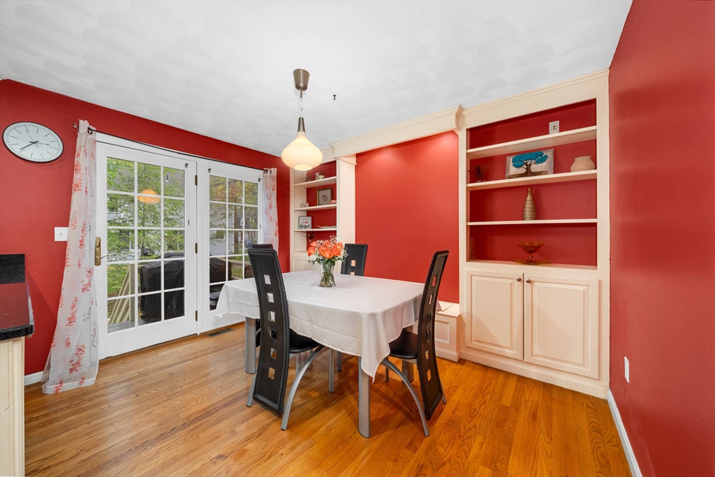 855 Wellman Ave 855