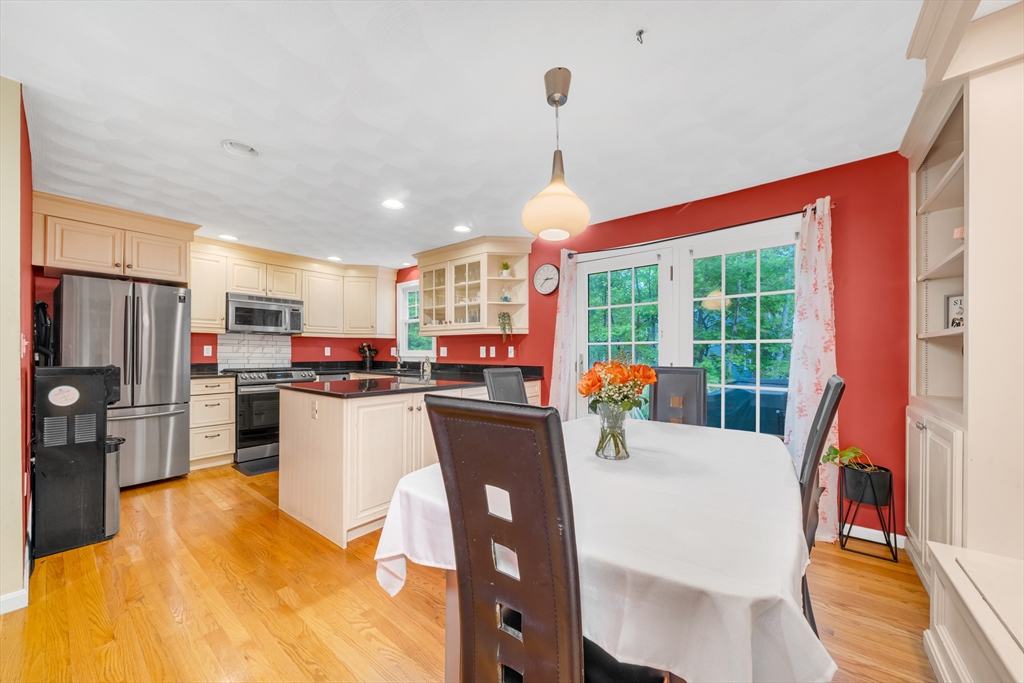 855 Wellman Ave 855