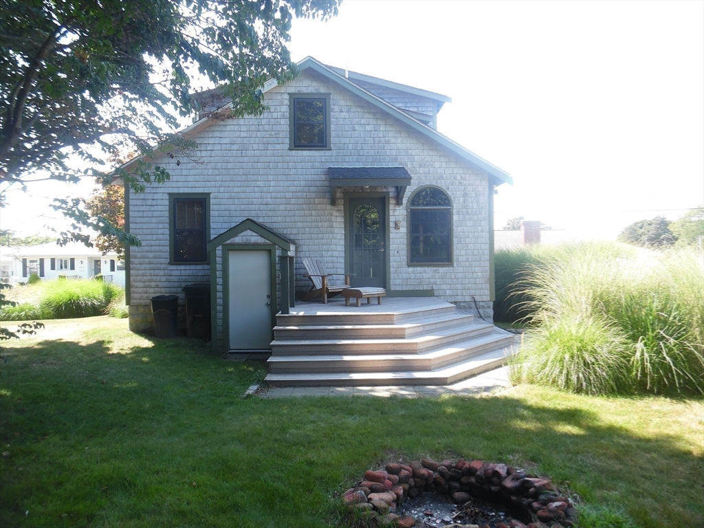 18 Mohill Ave