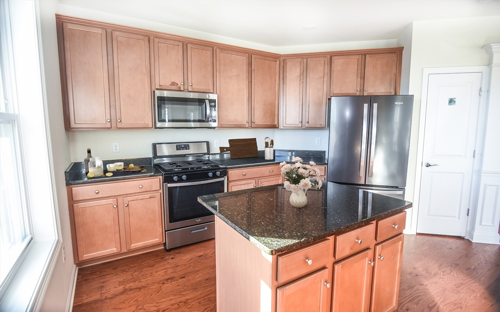 120 University Ave 2301