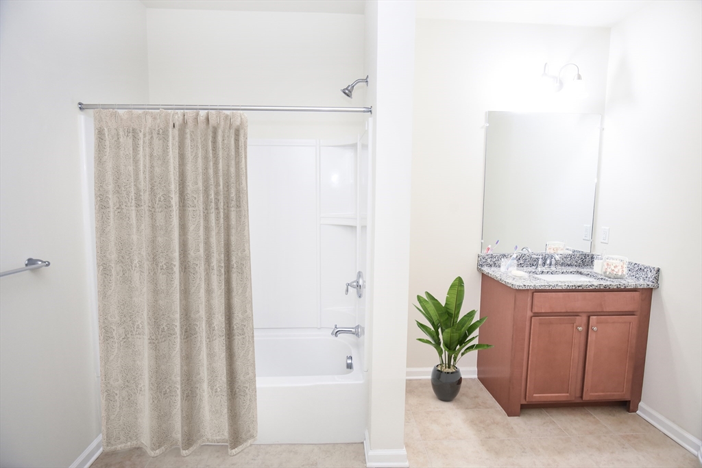 120 University Ave 2301