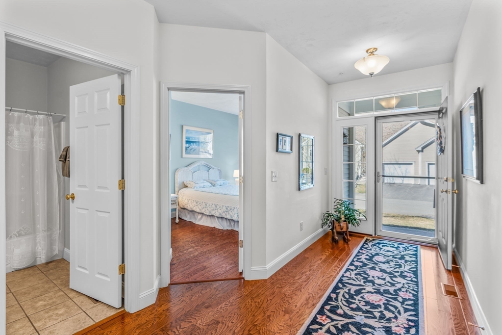 22 Grey Hawk Dr 22