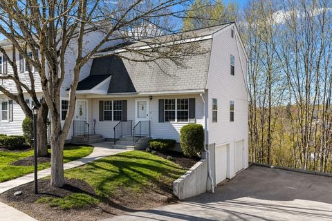 Photo of 26 Pamela Ln #26, Amesbury, MA 01913 (MLS # 73507027)