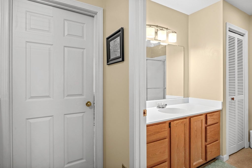 61 Abbey Memorial Dr #108, Chicopee, MA Photo #23