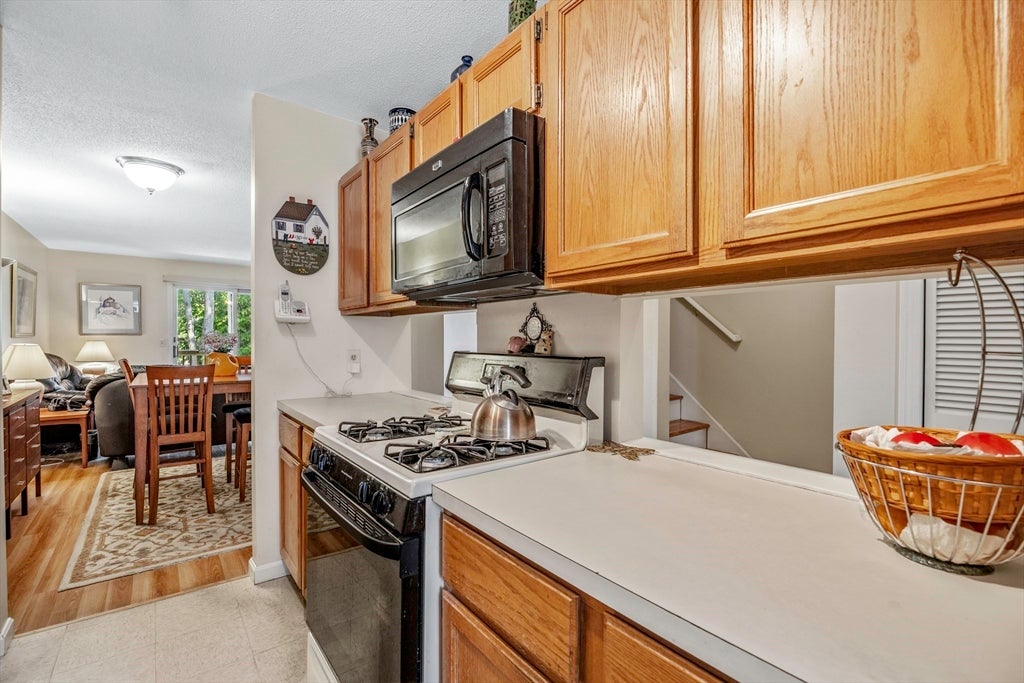 61 Abbey Memorial Dr #108, Chicopee, MA Photo #14