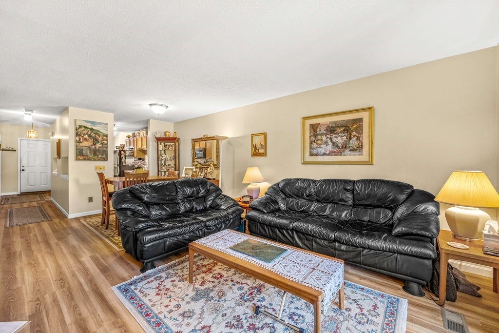 61 Abbey Memorial Dr 108