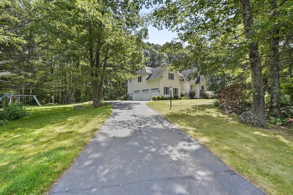 118 Colonial Ridge Dr
