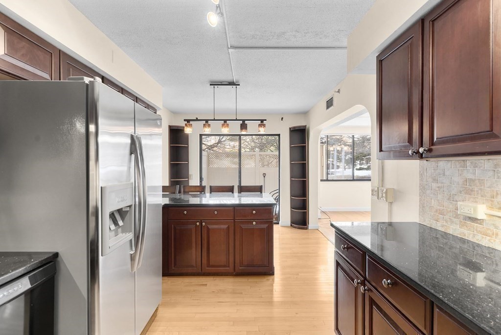 250 Hammond Pond Parkway 213S