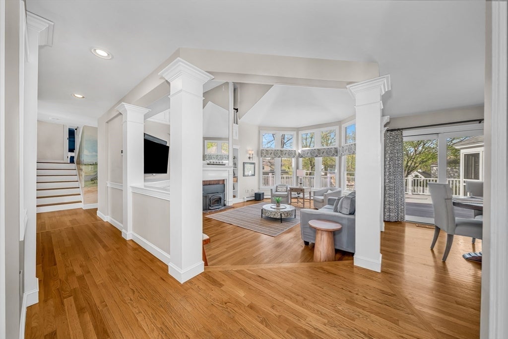 18 Ocean Ave, Newburyport, MA Photo #13