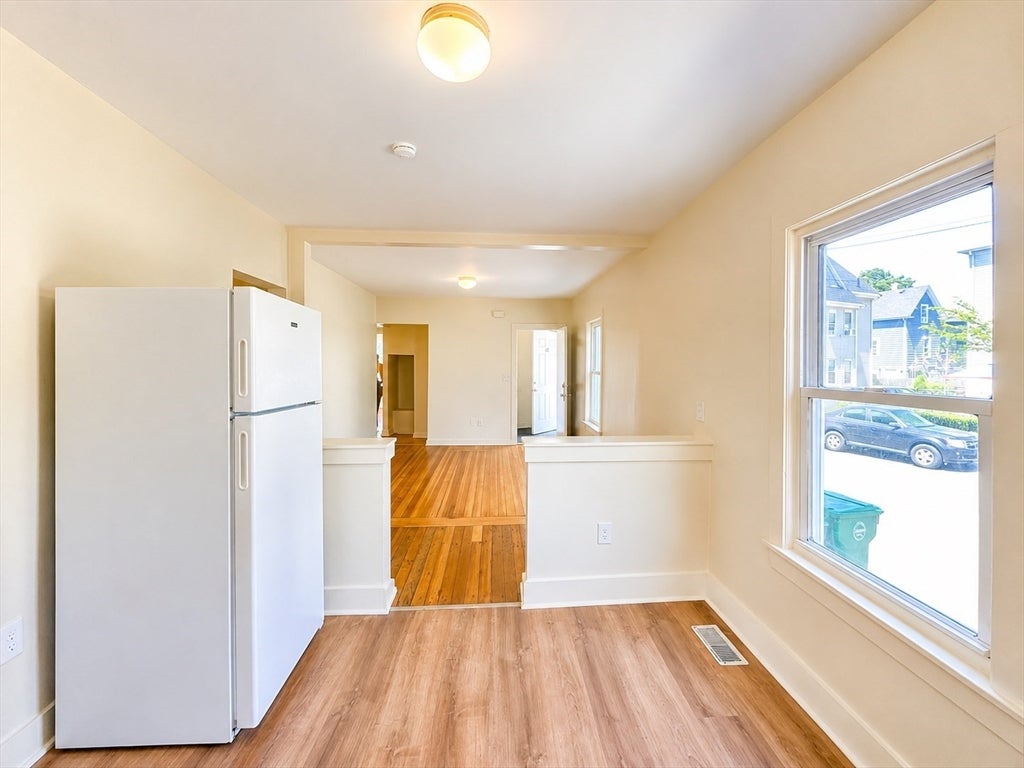 10 Valley Ave, Lynn, MA Photo #7