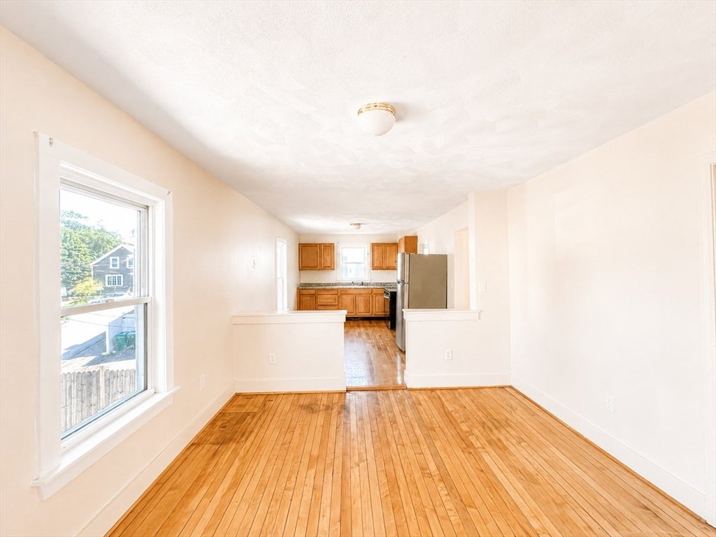 10 Valley Ave, Lynn, MA Photo #16