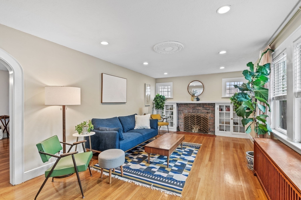 74 Prescott Ave