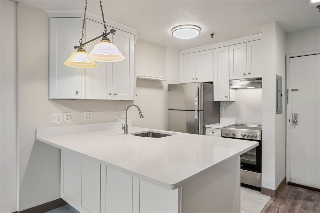 133 Commander Shea Boulevard 209