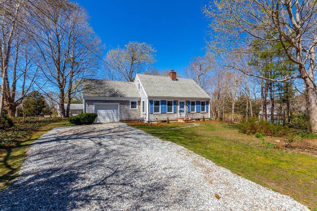 4 Quail Hill Rd
