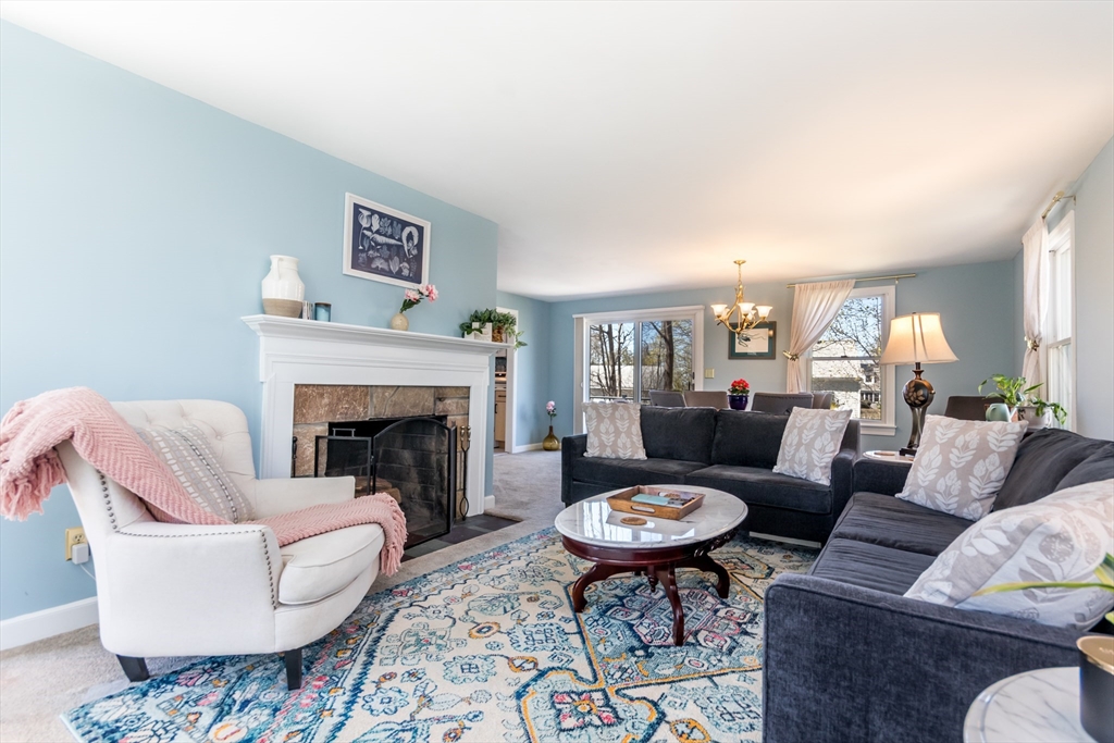 4 Quail Hill Rd