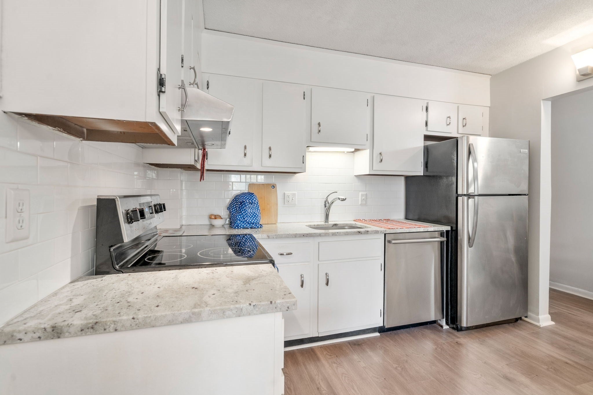 164 Galen St 53