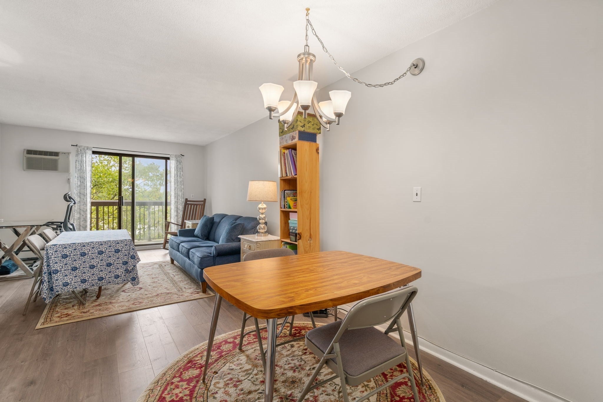 164 Galen St 53