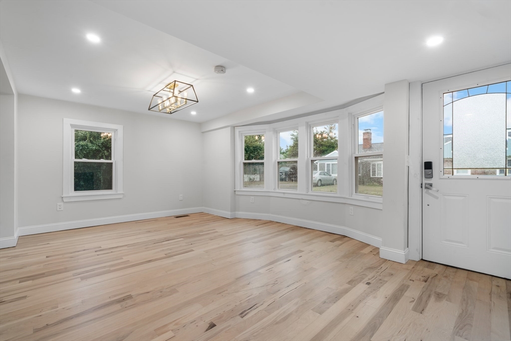 38 Mill St