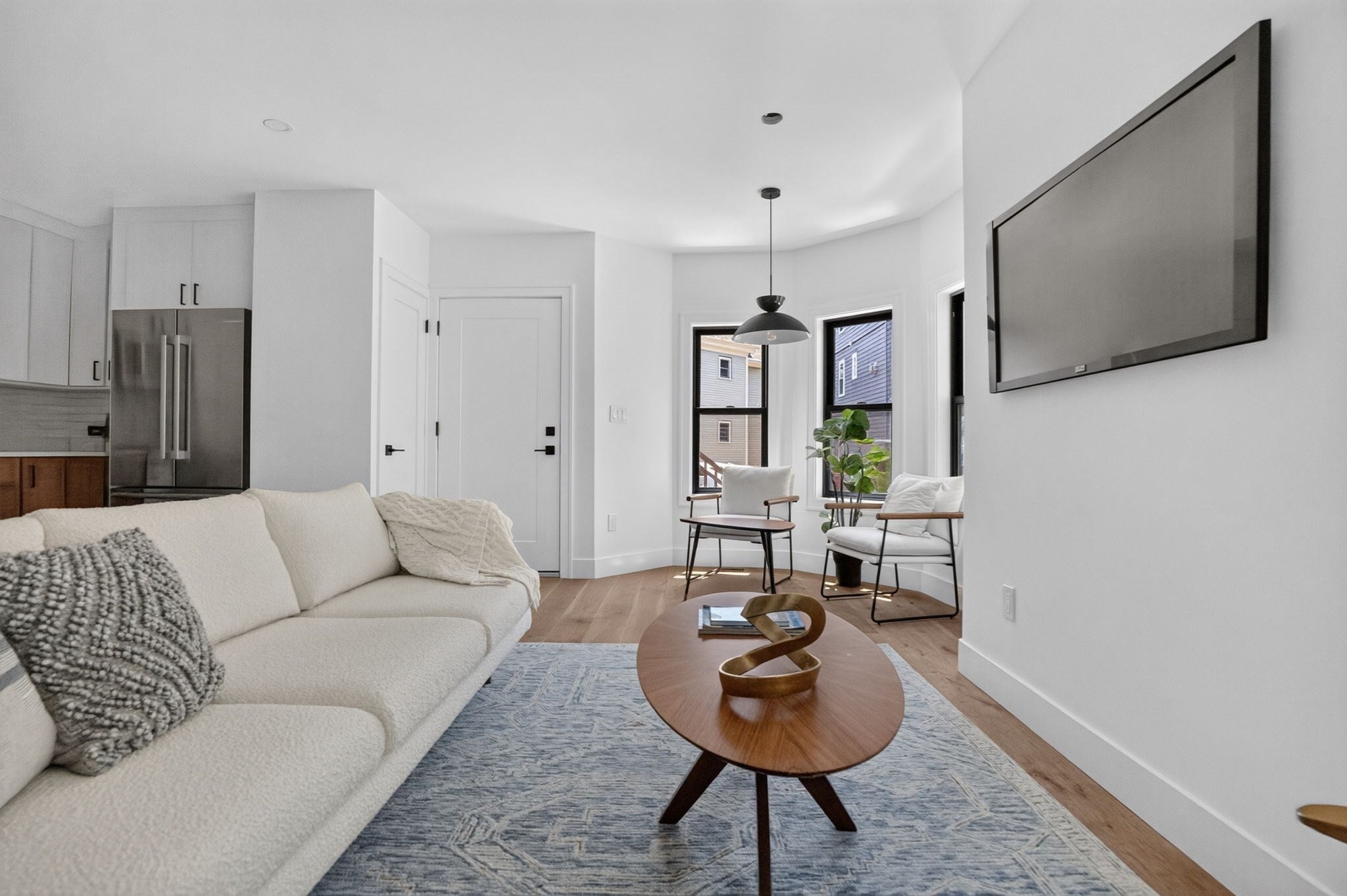 37 Kingston St A, Somerville MA 02144