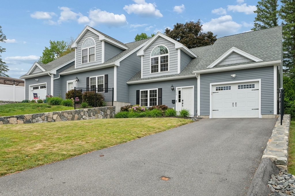 129 Derby St