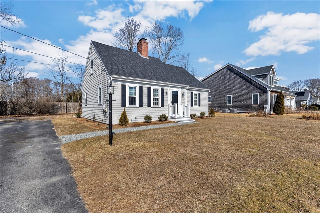 2 Squibnocket Dr