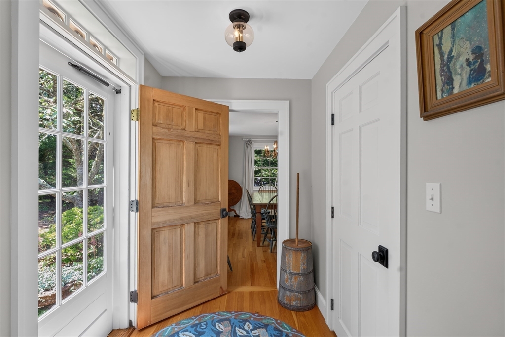 205 Meetinghouse Way
