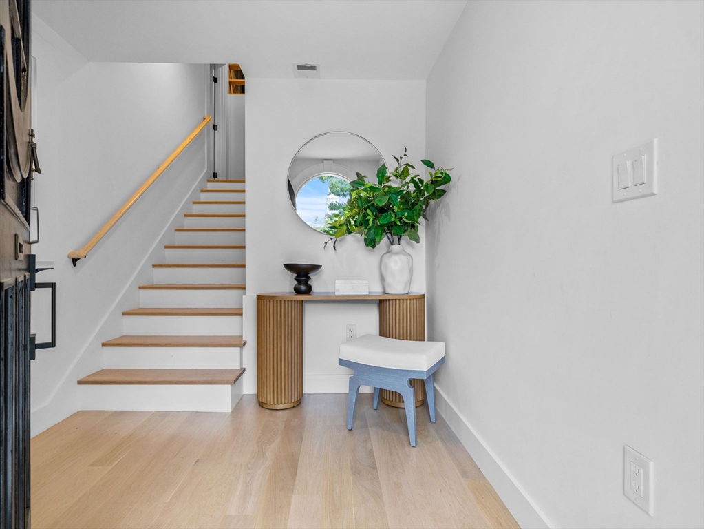 6 Wiswall Cir 6